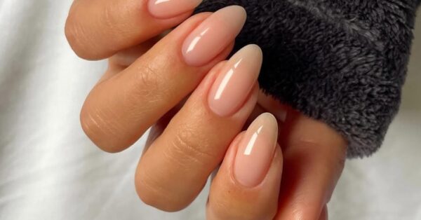 Τα χρώματα νυχιών που θεωρούνται «ξεπερασμένα» και τι να επιλέξετε αντί για αυτά