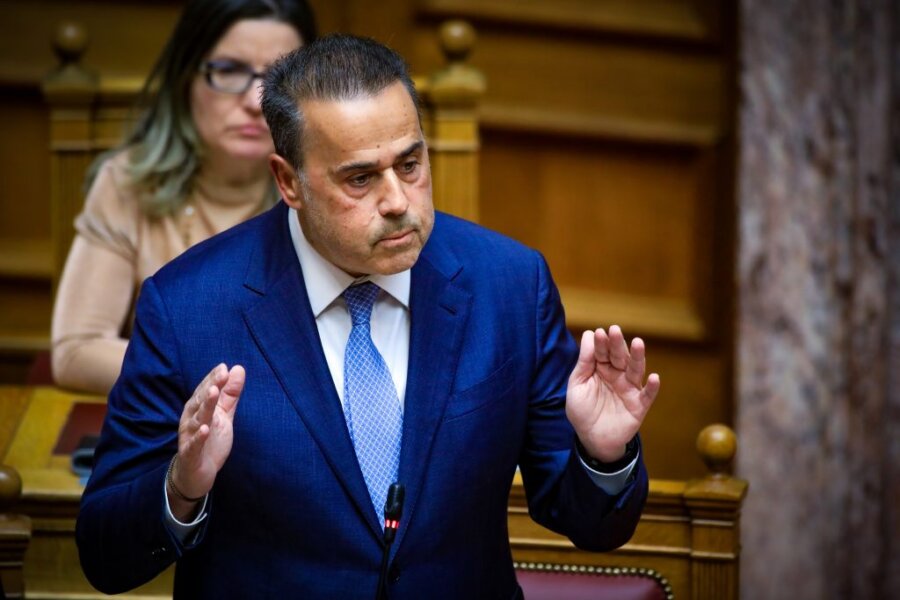 Σταύρος Παπασταύρου στη Βουλή