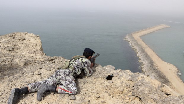 Ιράν: «Υπό τον πλήρη έλεγχό μας τα Στενά του Ορμούζ» διαμηνύουν οι Φρουροί της Επανάστασης