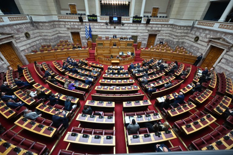 Live: Σε εξέλιξη συνεδρίαση στη Βουλή – Τοποθέτηση Μητσοτάκη για Μέση Ανατολή και παρεμβάσεις πολιτικών αρχηγών