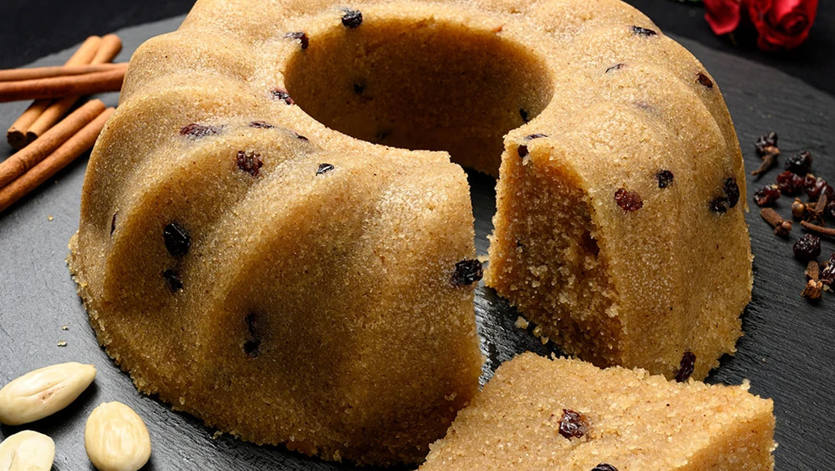 Σιμιγδαλένιος χαλβάς με σταφίδες - Γόβα Στιλέτο