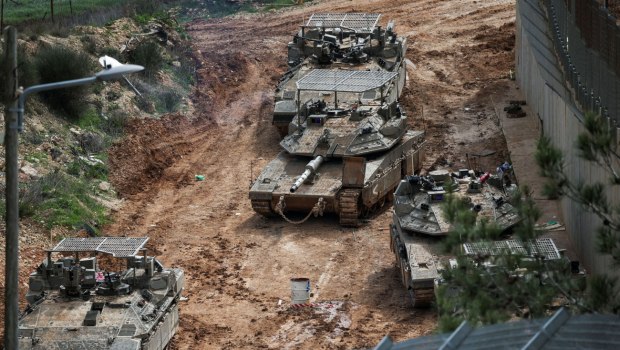 Εντολή εκκένωσης από το Ισραήλ στο νότιο Λίβανο - Δεκάδες νεκροί από ισραηλινά πλήγματα