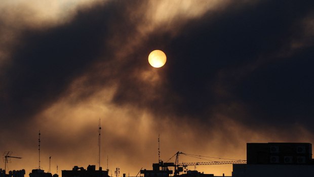 Ιράν: Η απόγνωση του «πληγωμένου ζώου» και ο αγώνας για επιβίωση που θα το κάνει περισσότερο επιθετικό