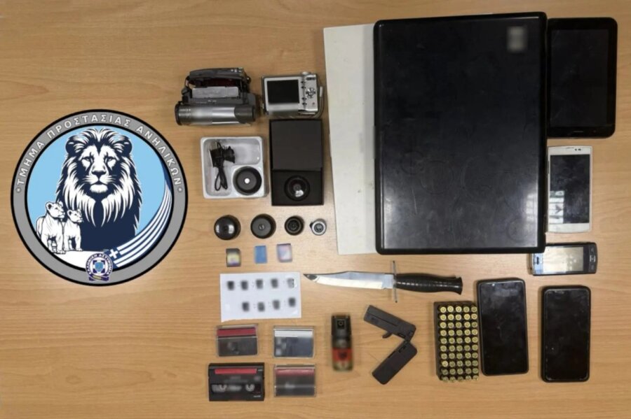 Καματερό: Συνελήφθη 53χρονος για παιδική πορνογραφία και κρυφή κάμερα σε γυναικείες τουαλέτες καταστήματος