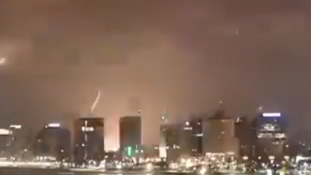 Ιράν: Νέα ομοβροντία πυραύλων κατά του Ισραήλ - Συναγερμός σε διάφορους τομείς της επικράτειας