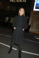 Αντώνης Ρέμος: Τα τρυφερά στιγμιότυπα με την Υβόννη Μπόσνιακ λίγο πριν τη μεγάλη συναυλία του στο Λονδίνο