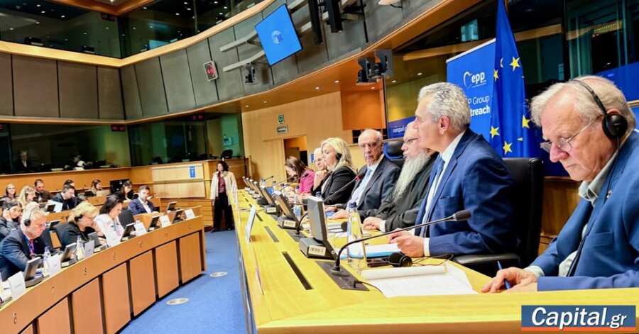 Κοινή αμυντική πολιτική και ενίσχυση...