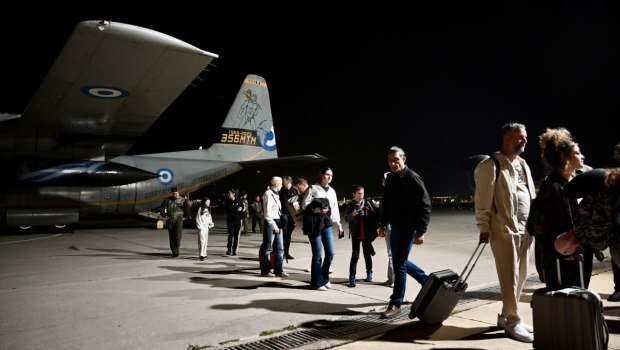 ΕΕ: Δεκαεπτά κράτη ενεργοποίησαν τον Μηχανισμό Πολιτικής Προστασίας για τον επαναπατρισμό Ευρωπαίων από τη Μέση Ανατολή