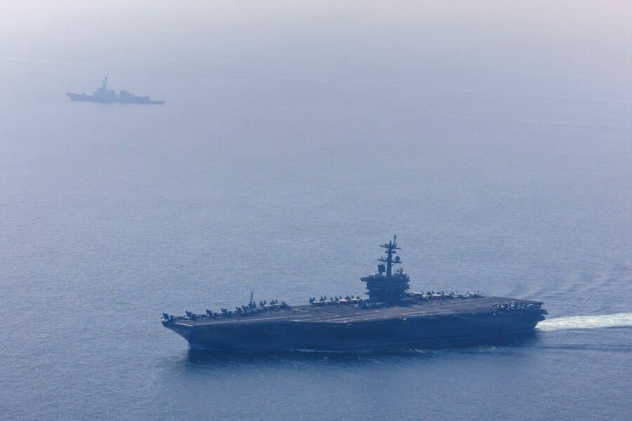 Αεροπλανοφόρο USS Abraham Lincoln
