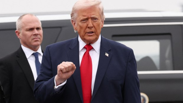 Τραμπ: Οι ΗΠΑ έκαναν χάρη στον κόσμο που ξεκίνησαν τον πόλεμο κατά του Ιράν