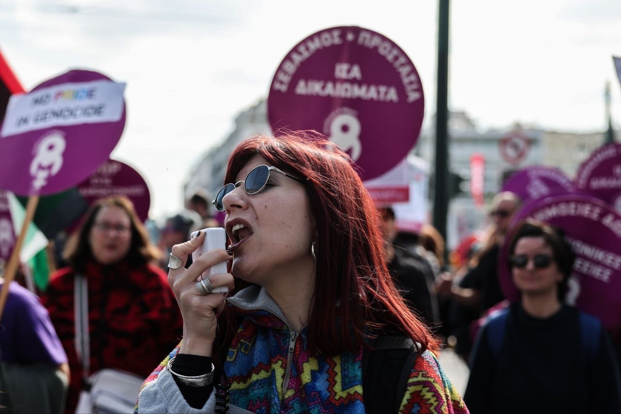 Κινητοποίηση στην Αθήνα για την Ημέρα της Γυναίκας: «Πενθούμε τις νεκρές μας, αλλά δεν σωπαίνουμε»