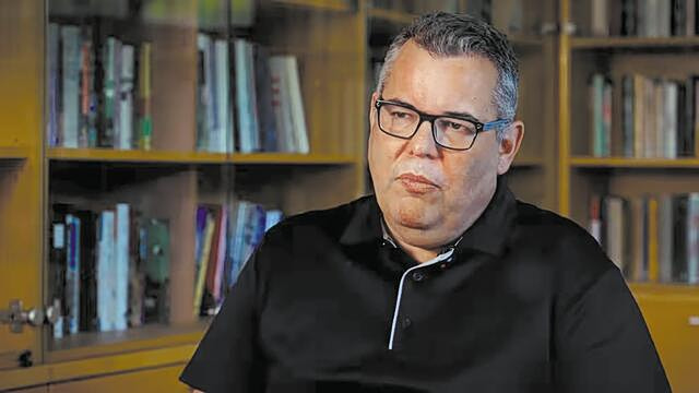 Ντάνι Σιτρίνοβιτς στα «Νέα»: «Παιχνίδι αντοχής» χωρίς σαφή κατάληξη