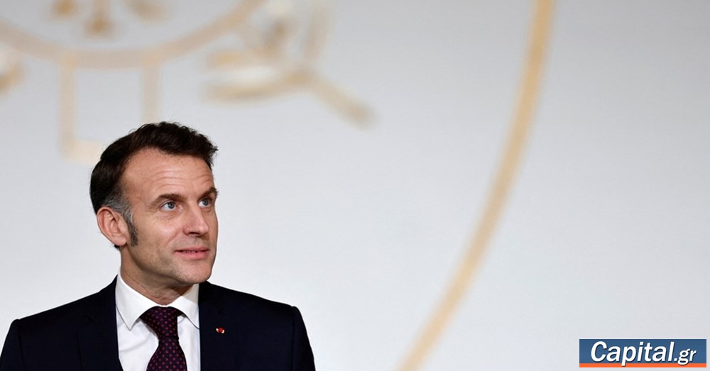 Στη Σούδα ο Μακρόν – Συνάντηση με Ν. Δένδια και επίσκεψη στο αεροπλανοφόρο...