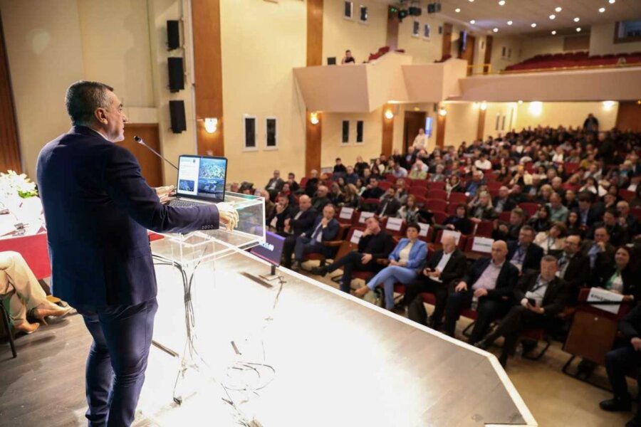 sinantisi-fytoprostasias