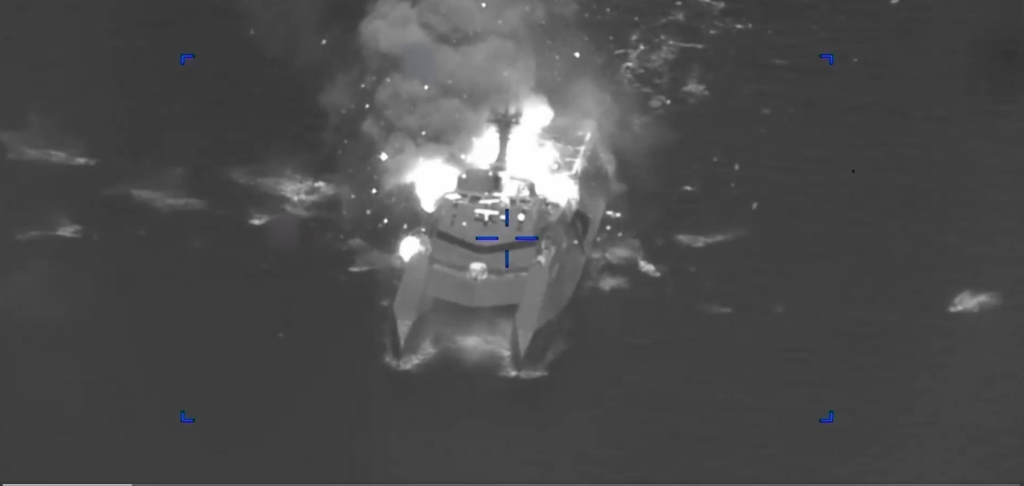 Πώς εξόντωσαν οι ΗΠΑ τα πλοία των Ιρανών – Νέα βίντεο με τα τρομακτικά πλήγματα