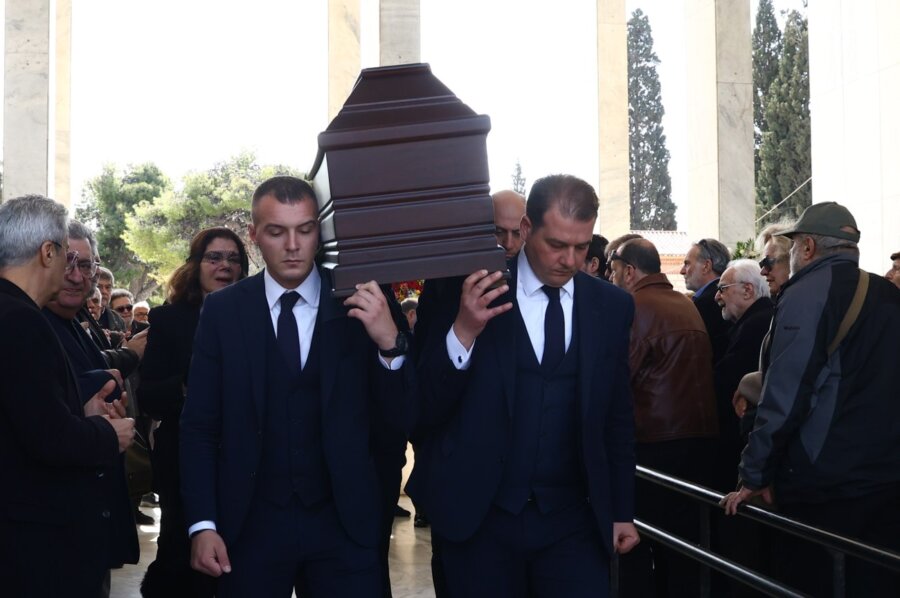 Στο Α' Νεκροταφείο η πολιτική κηδεία του Γιώργου Βότση