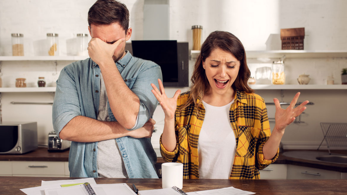 Σχέσεις: Τα τρία σημάδια ότι δεν ταιριάζετε στα οικονομικά