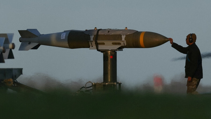 Ιρανός αξιωματούχος: «Αυτός είναι ο λόγος που μας επιτέθηκαν ΗΠΑ και Ισραήλ» – «Πρόσχημα τα πυρηνικά»