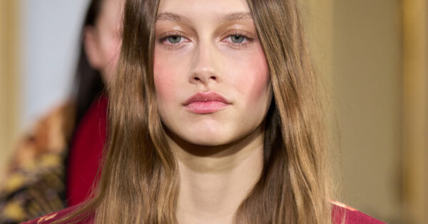 Γιατί δεν πρέπει να παραλείπουμε ποτέ το conditioner μετά το λούσιμο;