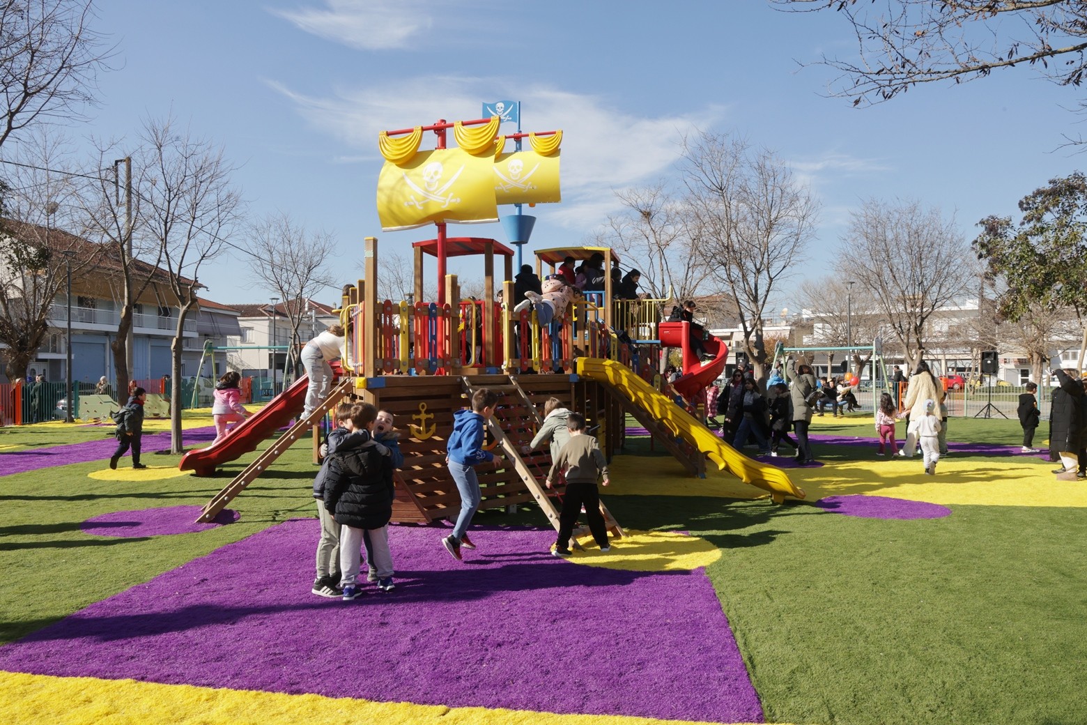 paidikes-xares-larisa