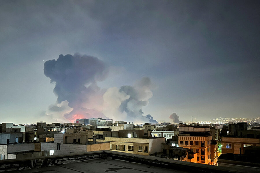 Καπνός πάνω από την Τεχεράνη