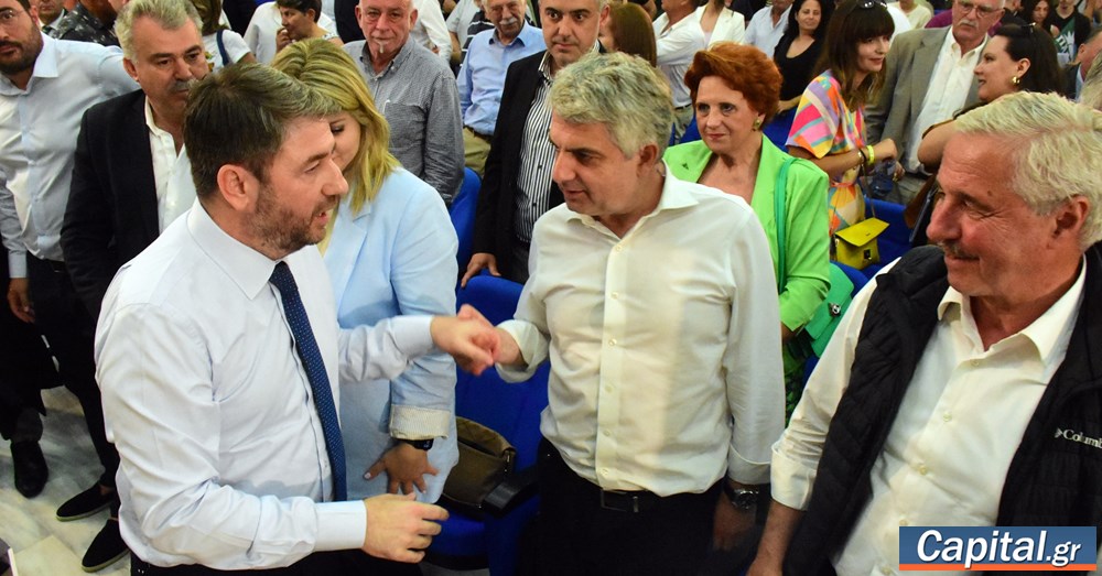 Σε σπιράλ βαθιάς κρίσης το ΠΑΣΟΚ