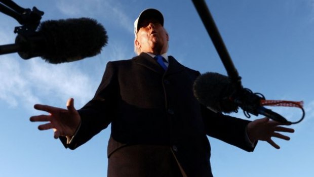 Ιράν: «Είναι εντελώς ηττημένο και θέλει συμφωνία» διατείνεται ο Τραμπ, αρνούμενος να την «αποδεχθεί»