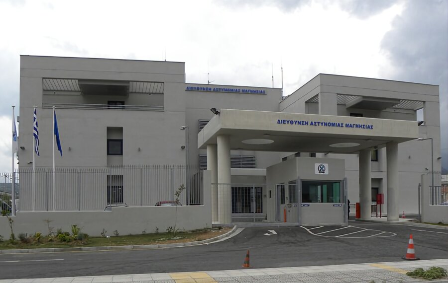 15300890541164153527