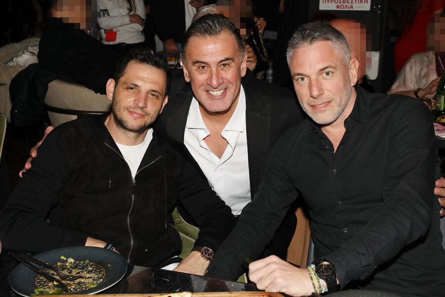 Σπύρος Λάζαρης: Σπάνια βραδινή εμφάνιση για τον σύζυγο της Ευαγγελίας Αραβανή - Πού τον πετύχαμε;