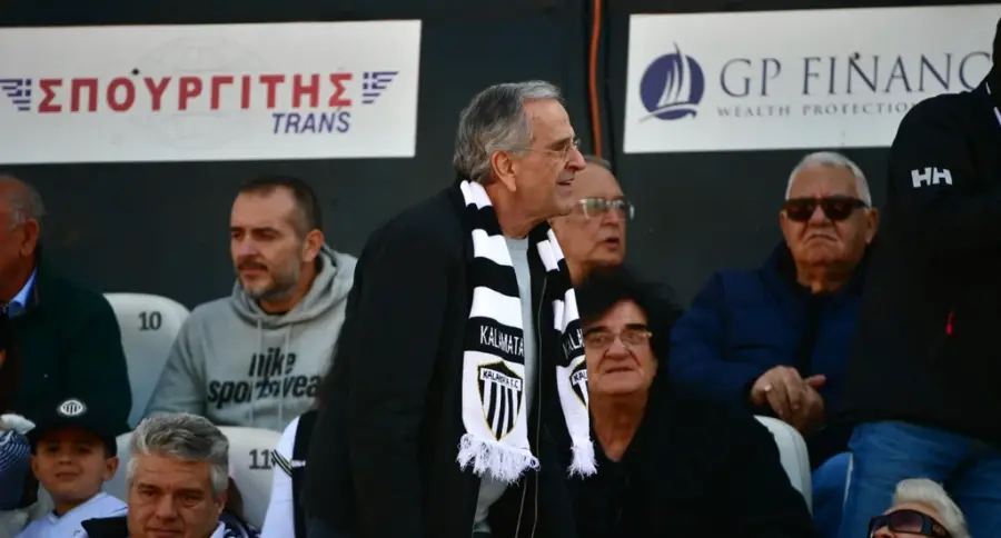 Στην Καλαμάτα ο Αντώνης Σαμαράς – Με κασκόλ της «Μαύρης Θύελλας» στις εξέδρες για τη φιέστα της ομάδας