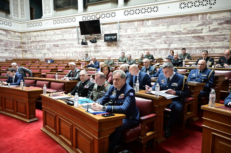 Βουλή: Πέρασε με τις ψήφους της ΝΔ ο «θόλος του Αχιλλέα» από την επιτροπή εξοπλιστικών - Στα 3 δισ. ευρώ το κόστος