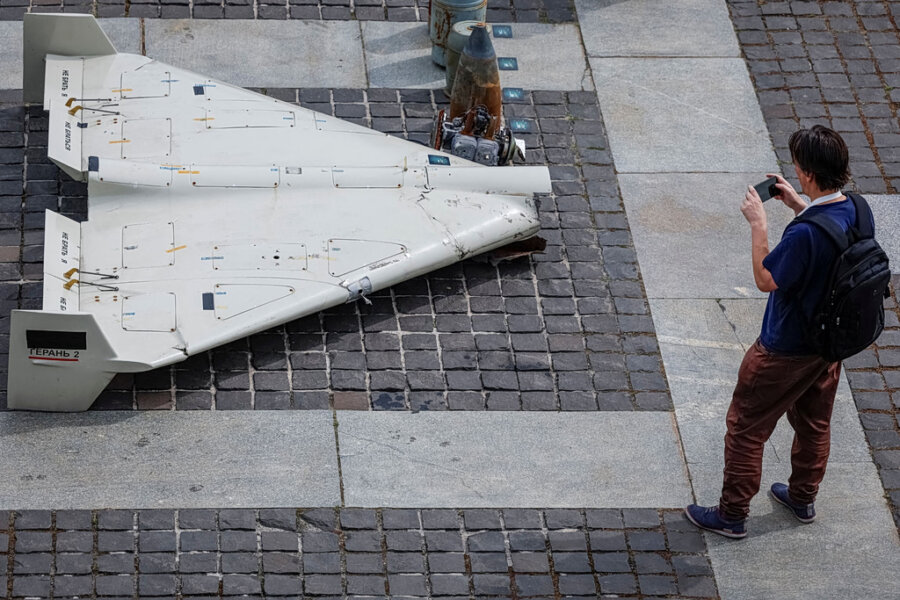 Οι Ρώσοι προμηθεύουν το Ιράν με drones τύπου Shahed λέει ο Ζελένσκι