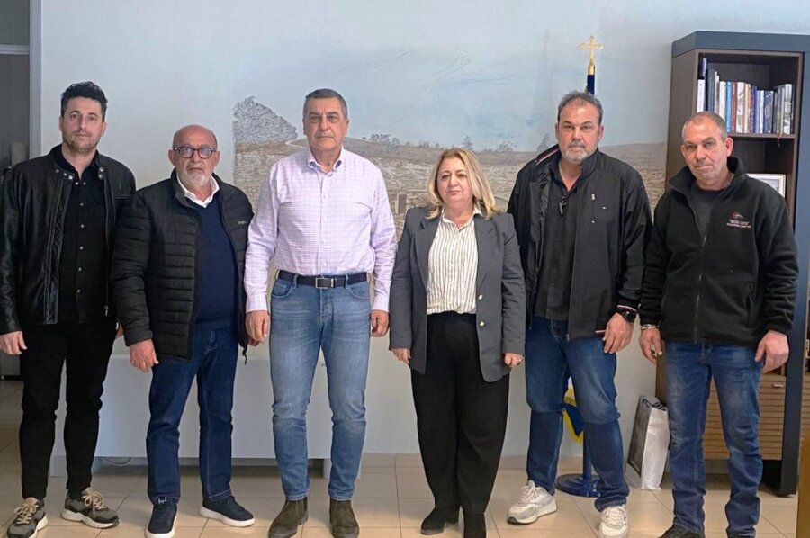 kouretas-farkadona-eve