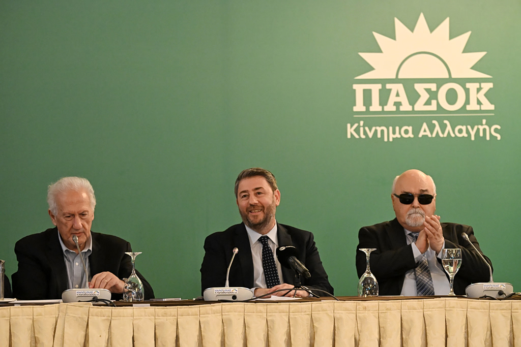 ΠΑΣΟΚ: Ενας ο πρώτος, αλλά πολλοί οι… δεύτεροι