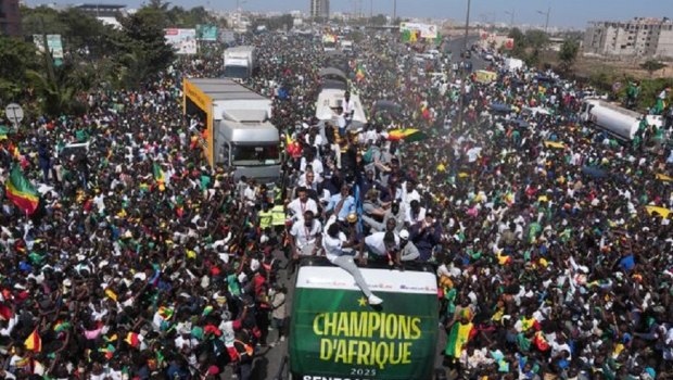 Χρήματα: Όταν λείπουν απ’ την τσέπη μας, βλάπτουν το μυαλό μας