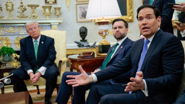 Ο Μάρκο Ρούμπιο αρνείται ότι οι ΗΠΑ επιδιώκουν να ανατρέψουν τον πρόεδρο της Κούβας