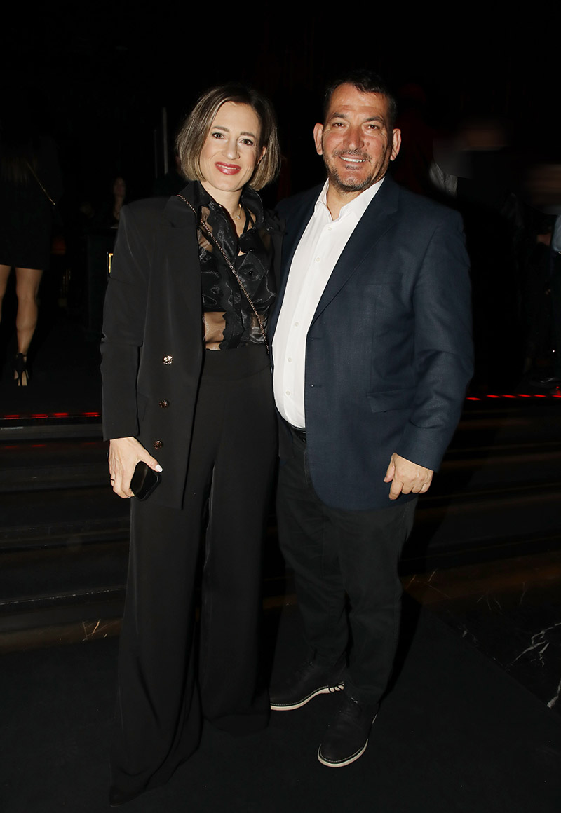 Αφροδίτη Σκαφίδα - Πύρρος Δήμας: Βραδινή έξοδος μετά από καιρό στον Αντώνη Ρέμο