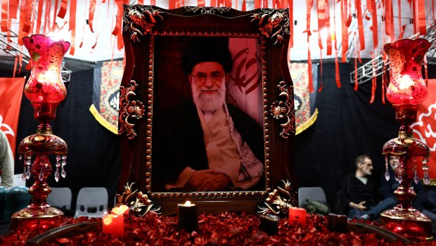 Στρατηγική «αποκεφαλισμού»: Γιατί η εξόντωση των ηγετών του Ιράν ίσως κάνει το καθεστώς πιο ισχυρό