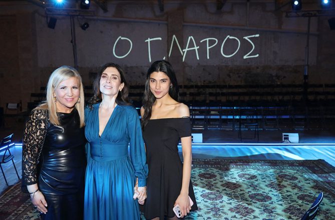 «Πάγωσε» η Κατερίνα Διδασκάλου: Ο Κωστόπουλος βρέθηκε στην πρεμιέρα της ενώ τον έχει κατηγορήσει για σεξουαλική επίθεση