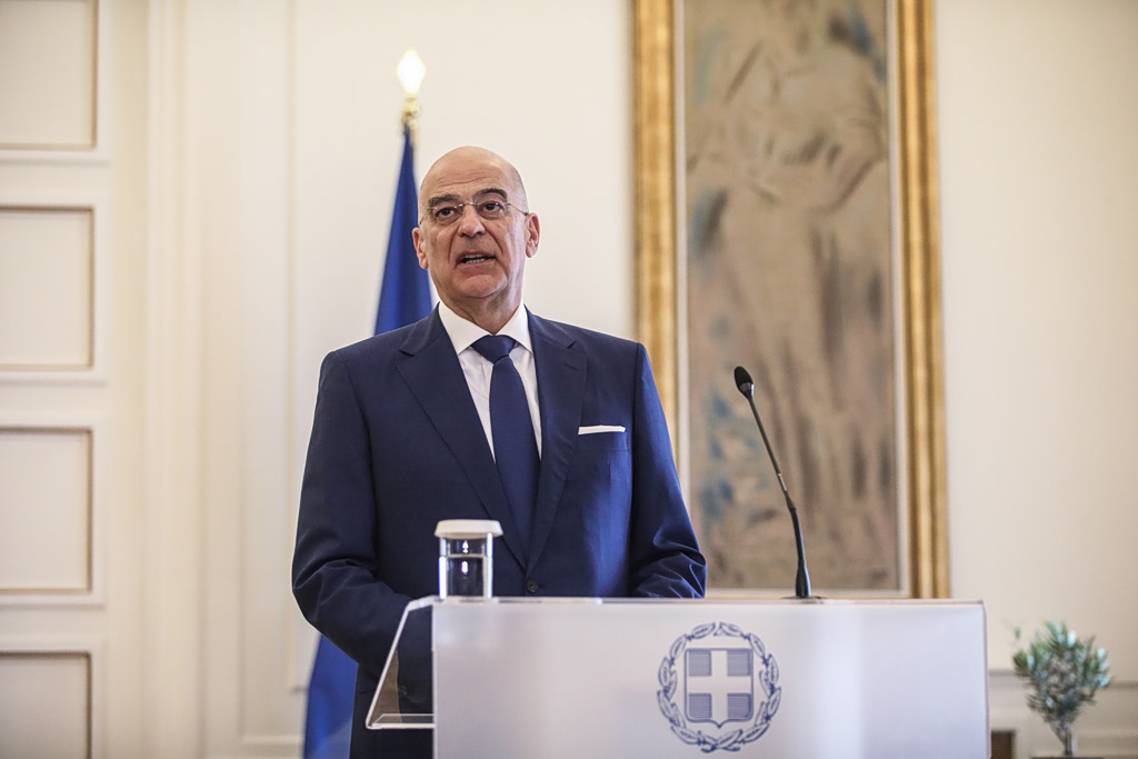 Δένδιας: Η συστοιχία Patriot προστατεύει σημαντικές εγκαταστάσεις στη Σ. Αραβία, άρα και το επίπεδο ζωής Ελλήνων και Ευρωπαίων