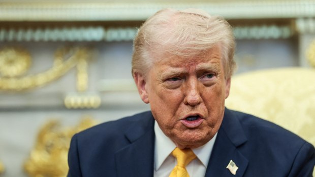 Άβε Ντόναλντ: Ο Τραμπ κόβει χρυσό νόμισμα 24 καρατίων με τη μορφή του