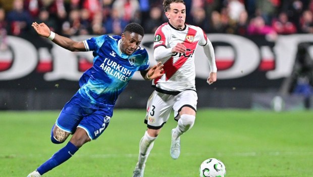 Conference League: Ήττα... πρόκρισης για τη Ράγιο Βαγιεκάνο (0-1) – Με εμφατικό τρόπο η AZ (4-0)