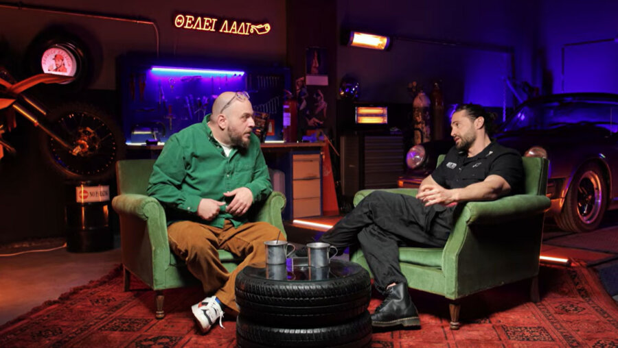 Κωνσταντίνος Βασάλος: «Είμαι κοινωνικός οπότε έχω και φίλες, απλά πρέπει να είναι όλες άσχημες»