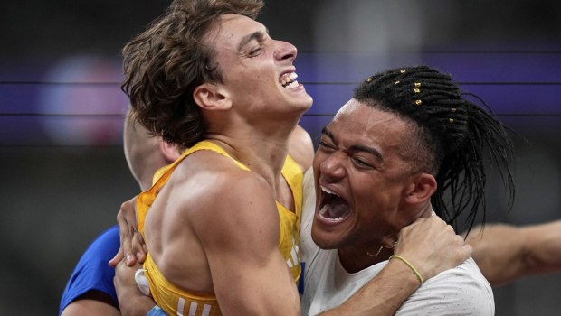 Η χειρότερη ώρα για να φας γλυκό, σύμφωνα με την επιστήμη