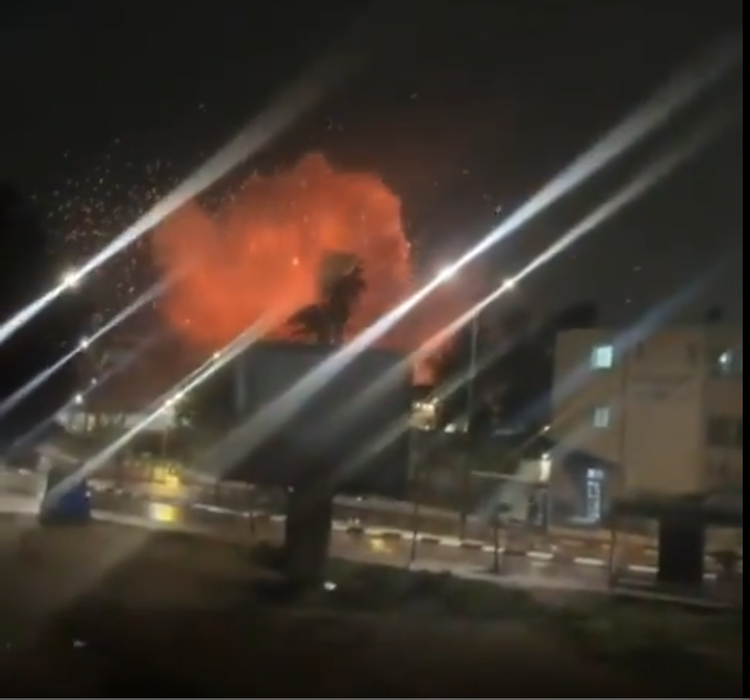 Ιρανικός πύραυλος χτύπησε την πόλη Ντιμόνα του Ισραήλ κοντά σε πυρηνικό αντιδραστήρα – Τουλάχιστον 20 τραυματίες