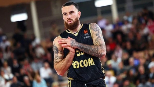 Ιστορίες αγάπης: Γιατί μας «τραβάνε», όσες μας ραγίζουν την καρδιά;