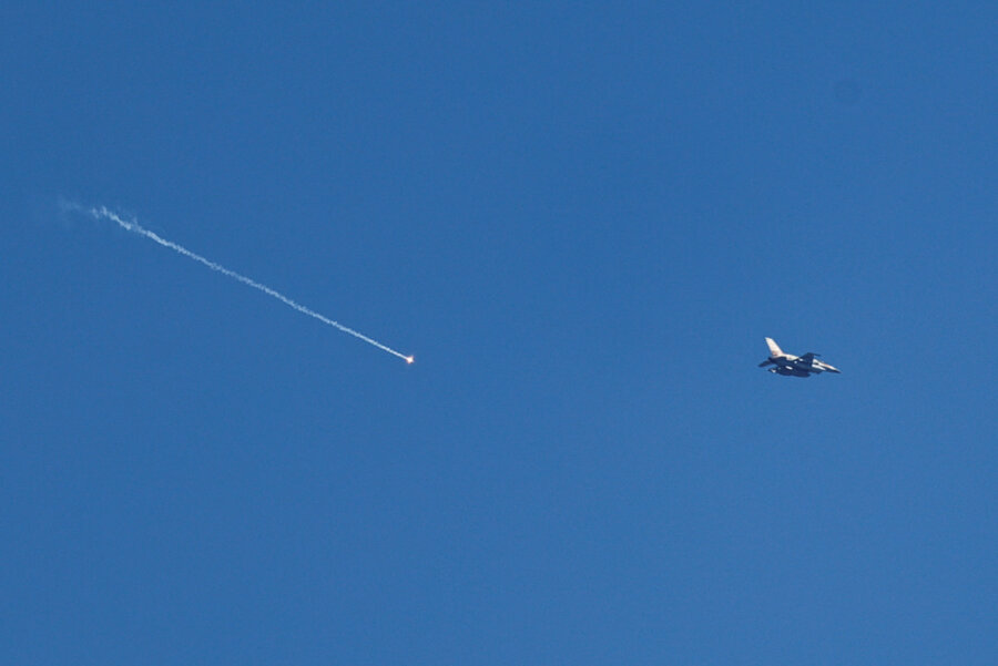 Ιράν: Οι Φρουροί της Επανάστασης λένε ότι στόχευσαν ένα ισραηλινό μαχητικό F-16