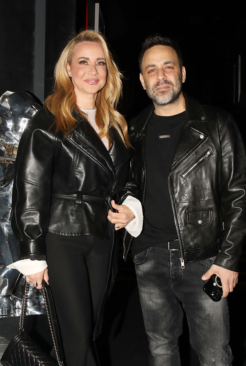 Γιώργος Γιαννιάς & Ελευθερία Παντελιδάκη: Σπάνια βραδινή έξοδος στα μπουζούκια - Δείτε βίντεο και φωτογραφίες