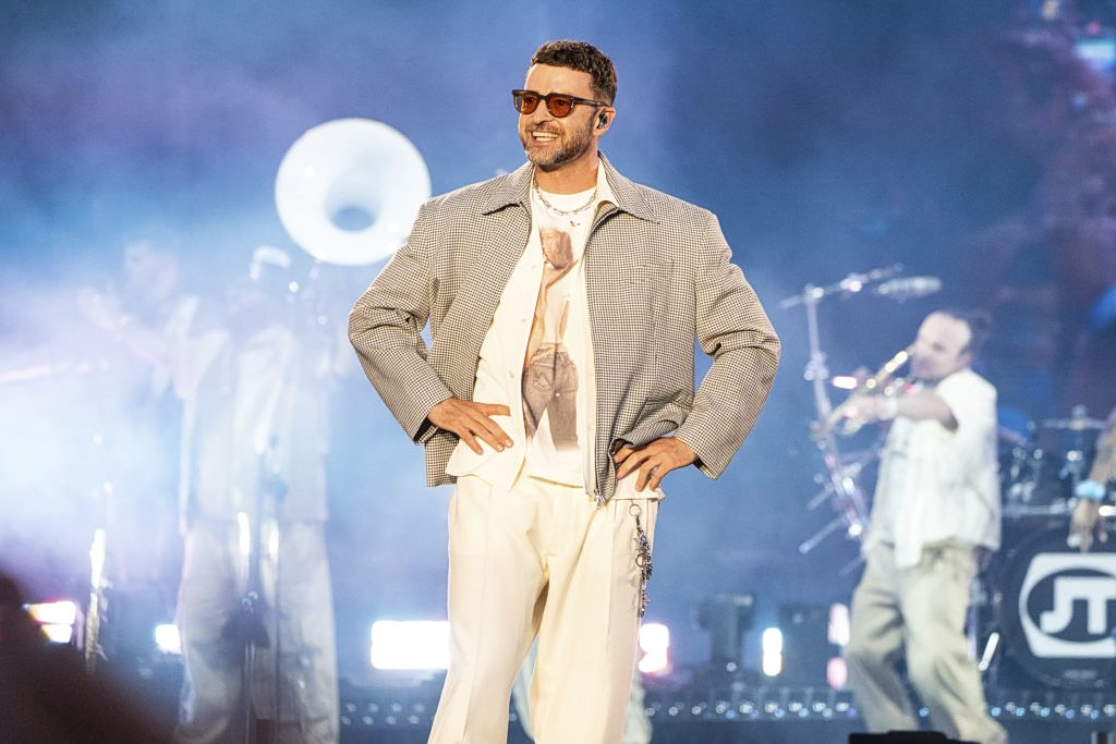 Τζάστιν Τίμπερλεϊκ: Στη δημοσιότητα νέο βίντεο από τη σύλληψή του – Το αμήχανο σχόλιο σε αστυνομικό