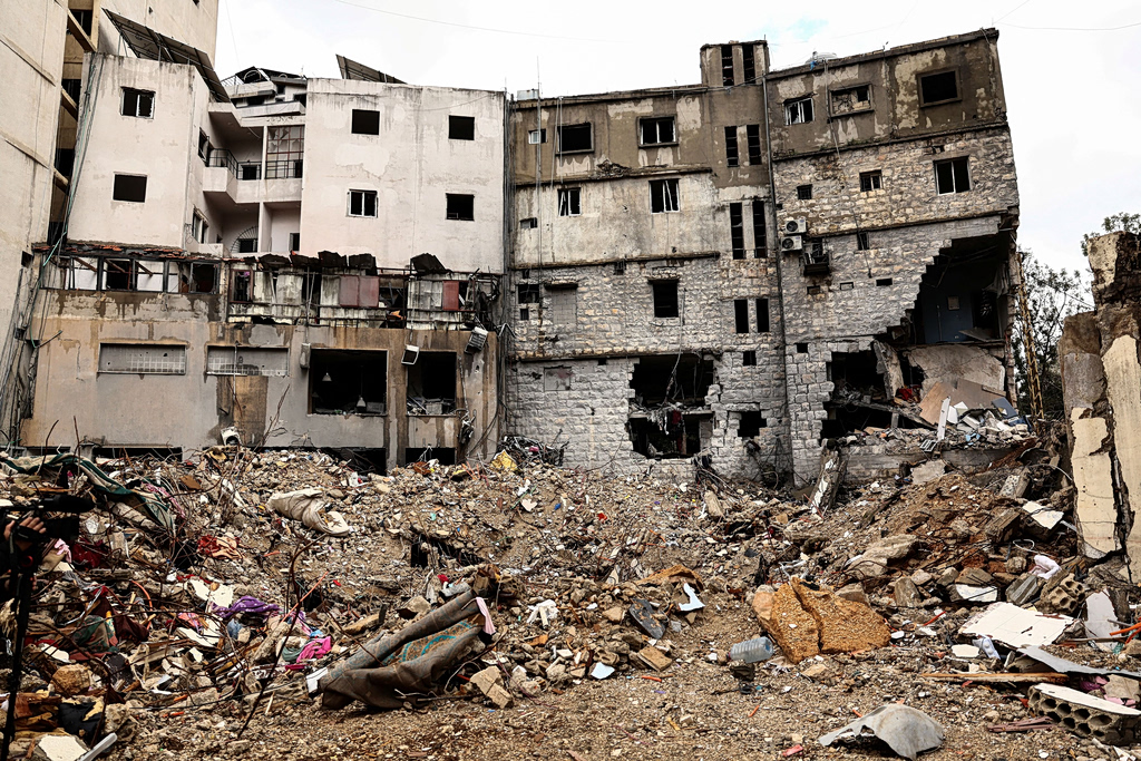 Το Ισραήλ πραγματοποίησε ευρείας κλίμακας αεροπορικά πλήγματα στο Ιράν – Τραμπ: «Θέλουν να διαπραγματευτούν τόσο πολύ»